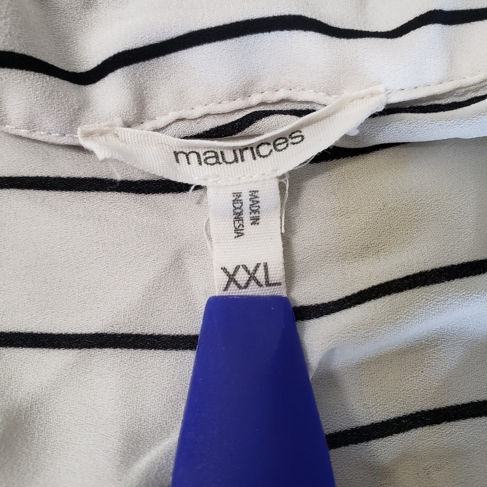 Maurices Button Down Shirt Womens XXL White Black Striped Roll Tab Sleeve Blouse - Picture 4 of 6